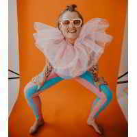 Kim Hoss lädt ein…